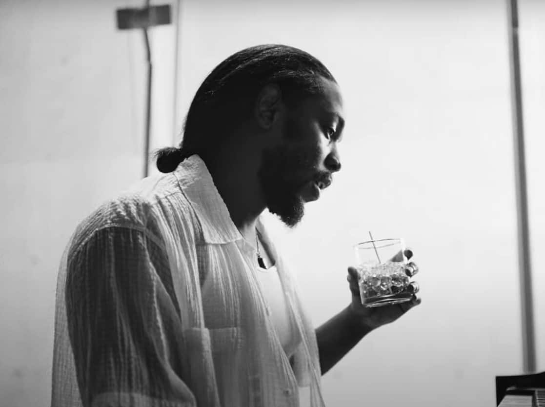 Kendrick Lamar drinking